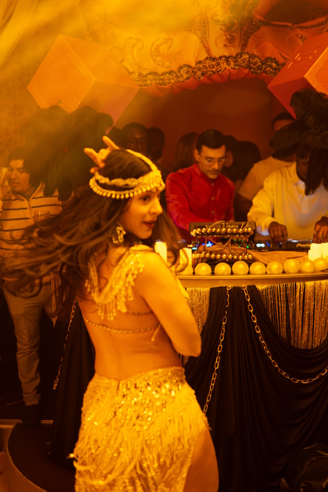 Live dancing at KC club