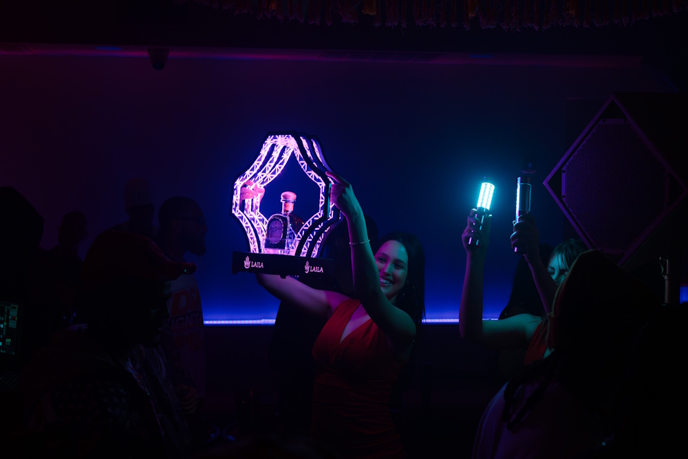 Table service Kansas city dance club